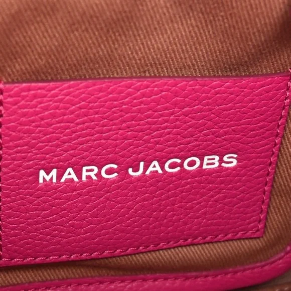 MARC JACOBS The Leather Medium Tote Bag Lipstick Pink - Picture 7 of 12